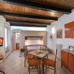Residenza Pesce D'oro Aparthotel 3*