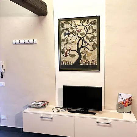 公寓式酒店 派斯蒂欧罗尔酒店 韦尔巴尼亚