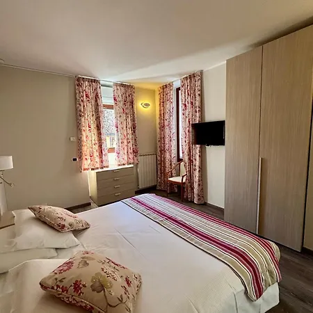 Residenza Pesce D'oro Aparthotel 3*