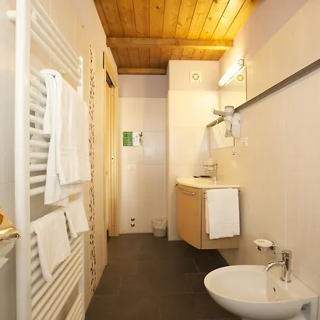 Residenza Pesce D'oro Apartahotel Verbania