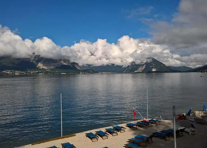 Residenza Pesce D'oro 베르바니아